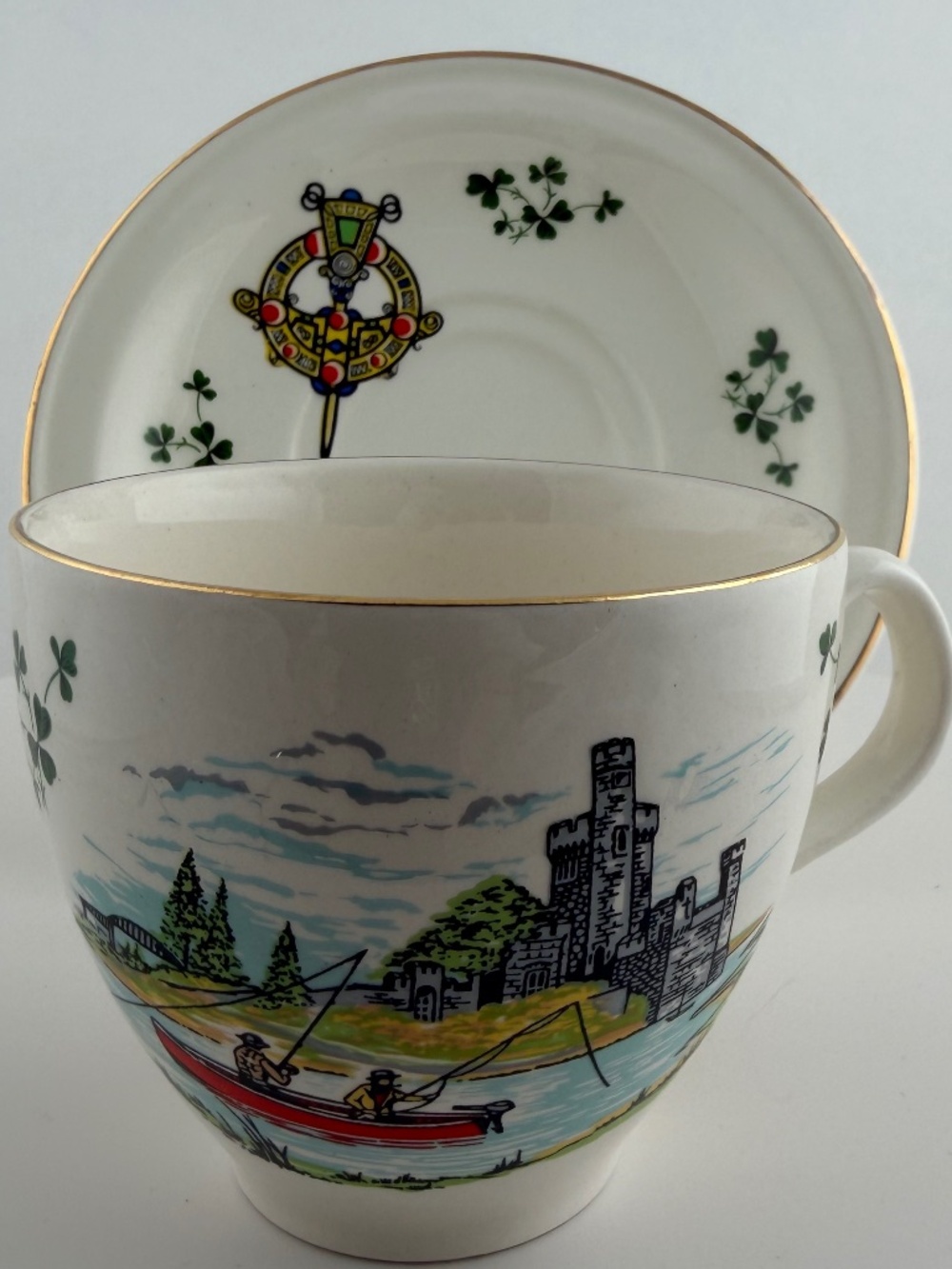 CARRIGALINE POTTERY IRELAND Tea cup & Saucer Set From Ireland Scenic - Vintage